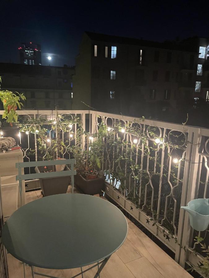 Milano Isola - Bright 2-Room Apartment With Balcony Eksteriør billede
