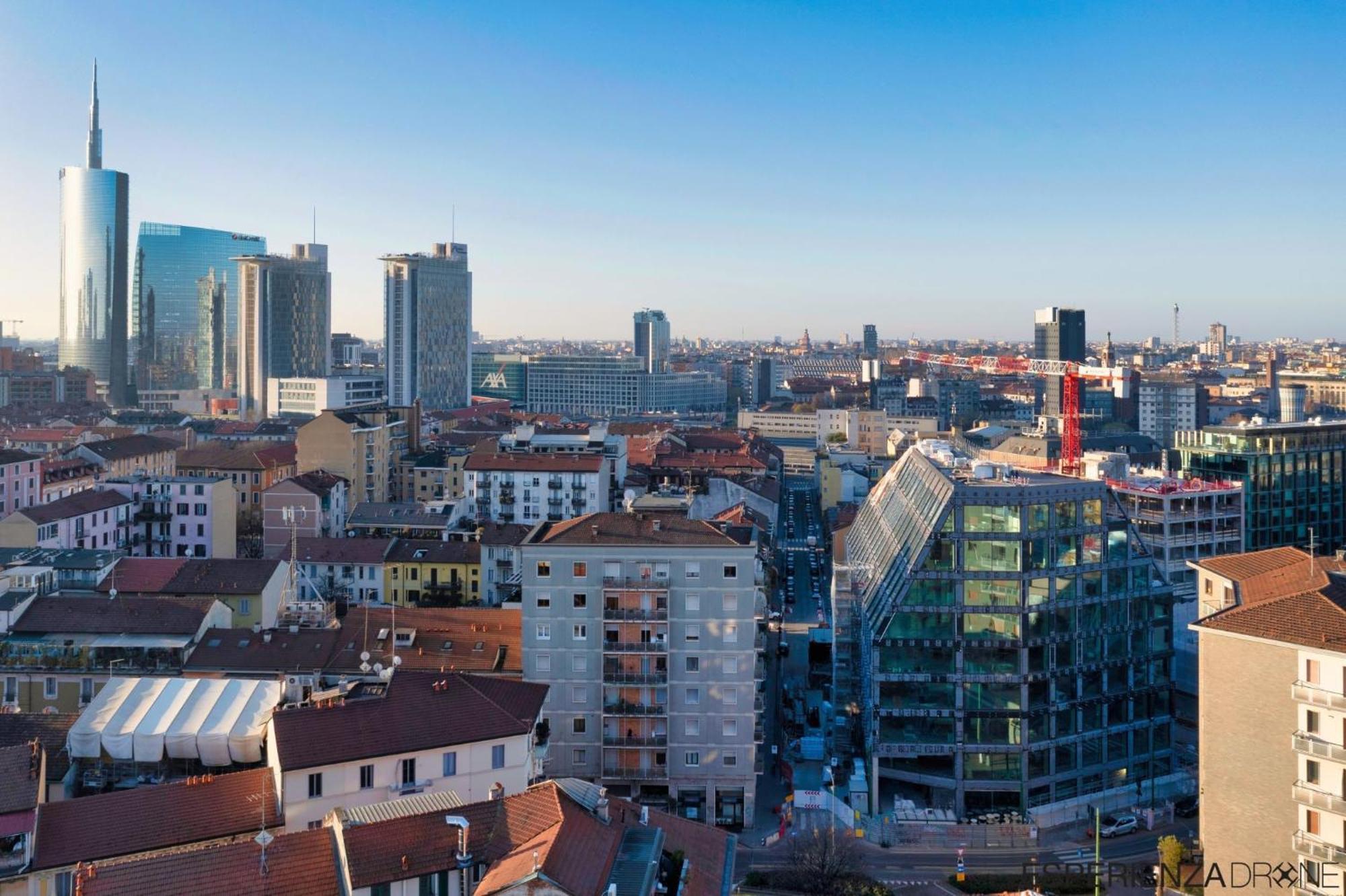 Milano Isola - Bright 2-Room Apartment With Balcony Eksteriør billede